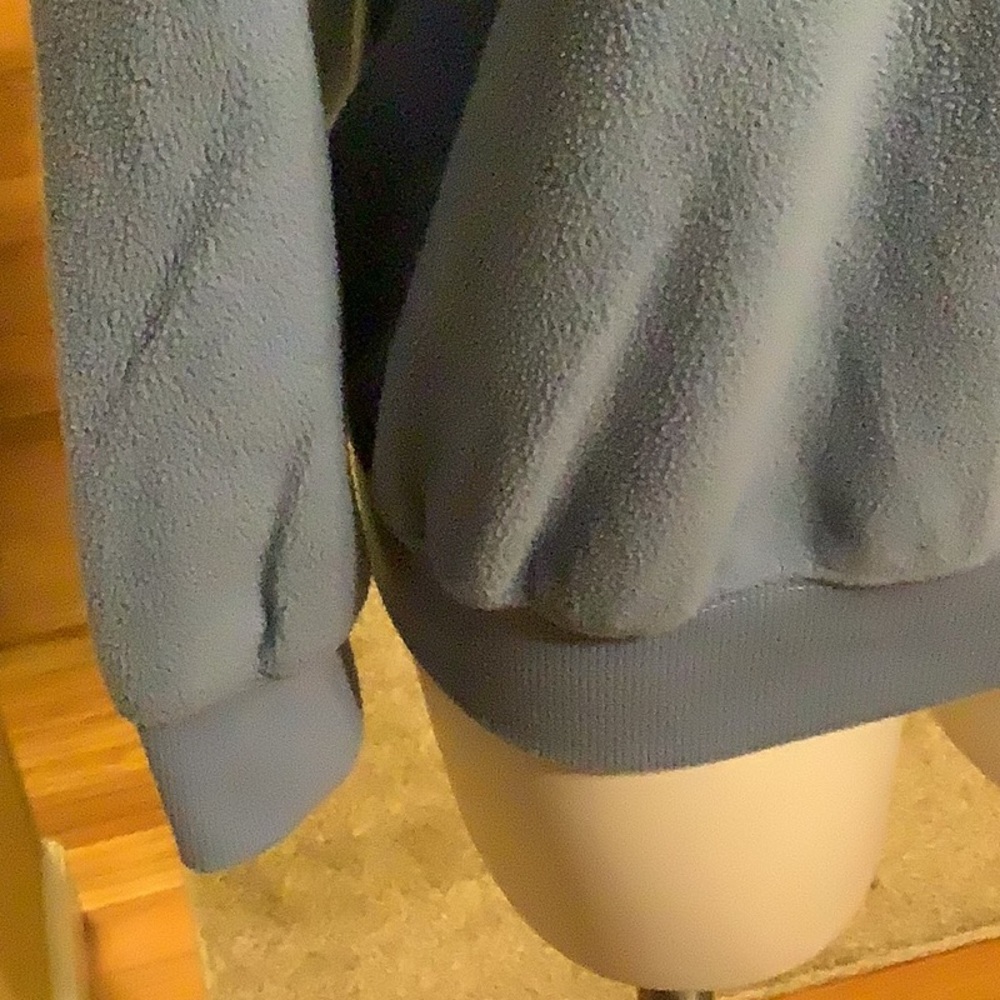ALFRED DUNNER BLUE SWEATSHIRT - Picture 3 of 5